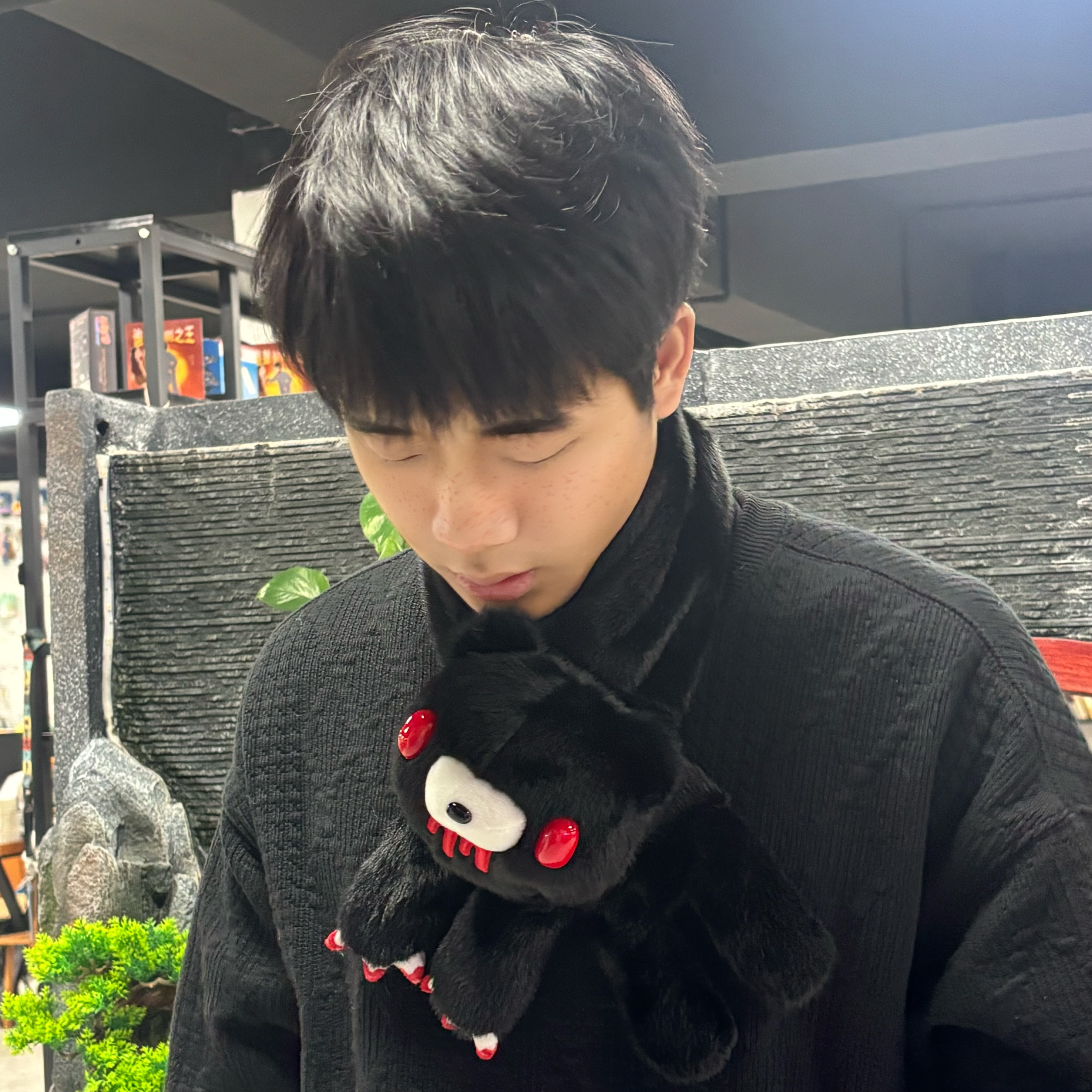 Bufanda de Peluche con Diseño  - Travel Accessories Men reseña y precio